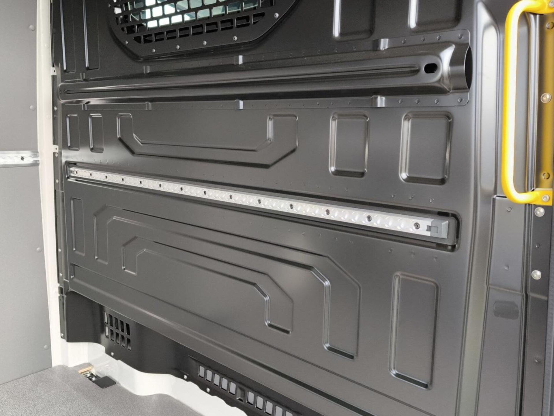 Volkswagen Crafter Kasten langer Radstand