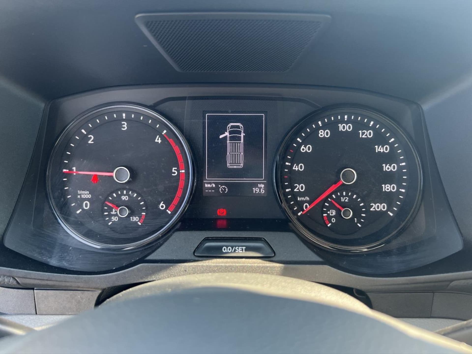 Volkswagen Crafter Kasten mittlerer Radstand