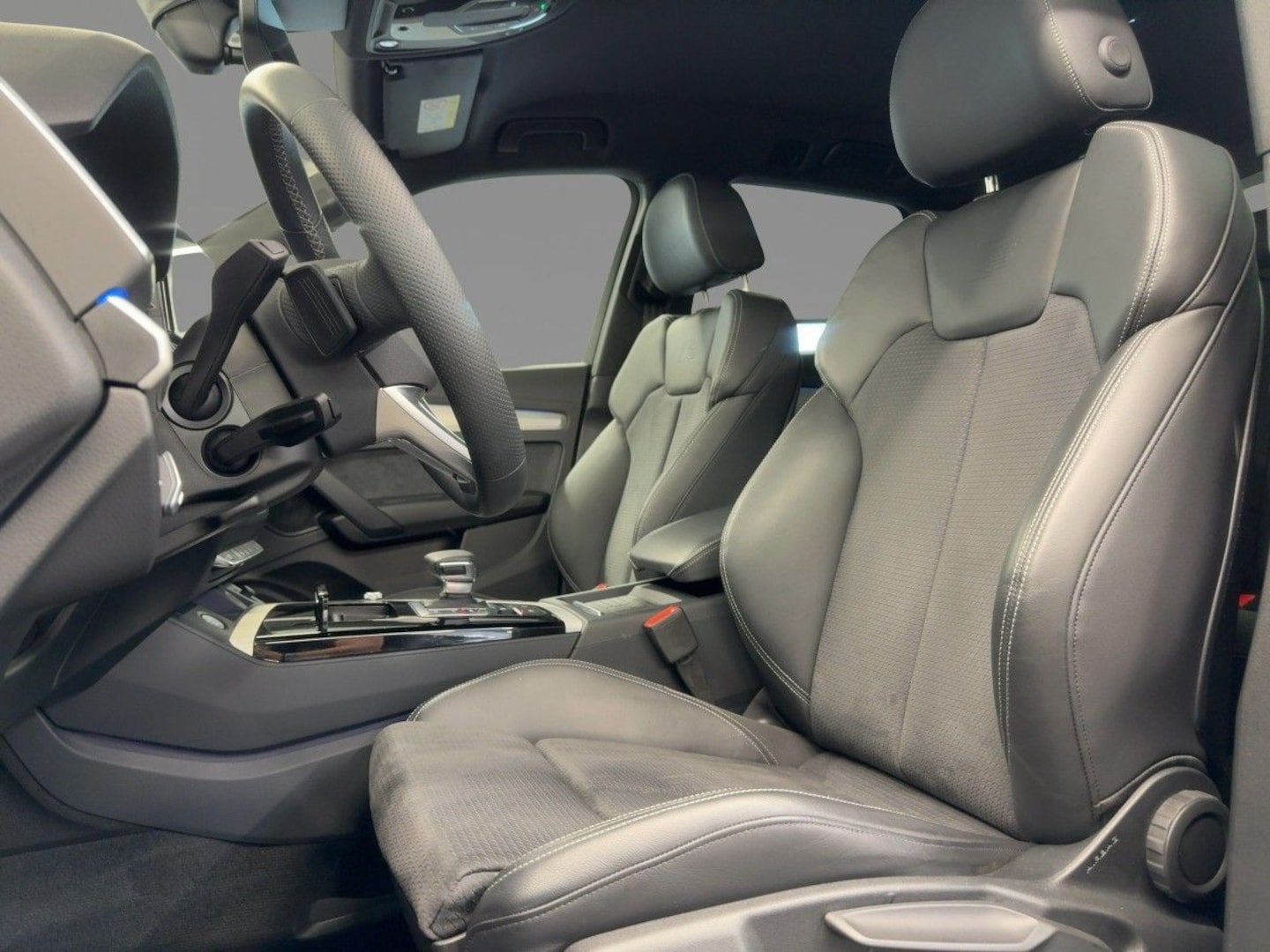 Bild über Audi Q5 40 TDI quattro 150 kW S tronic - für weitere Informationen kontaktieren Sie den Audi Partner