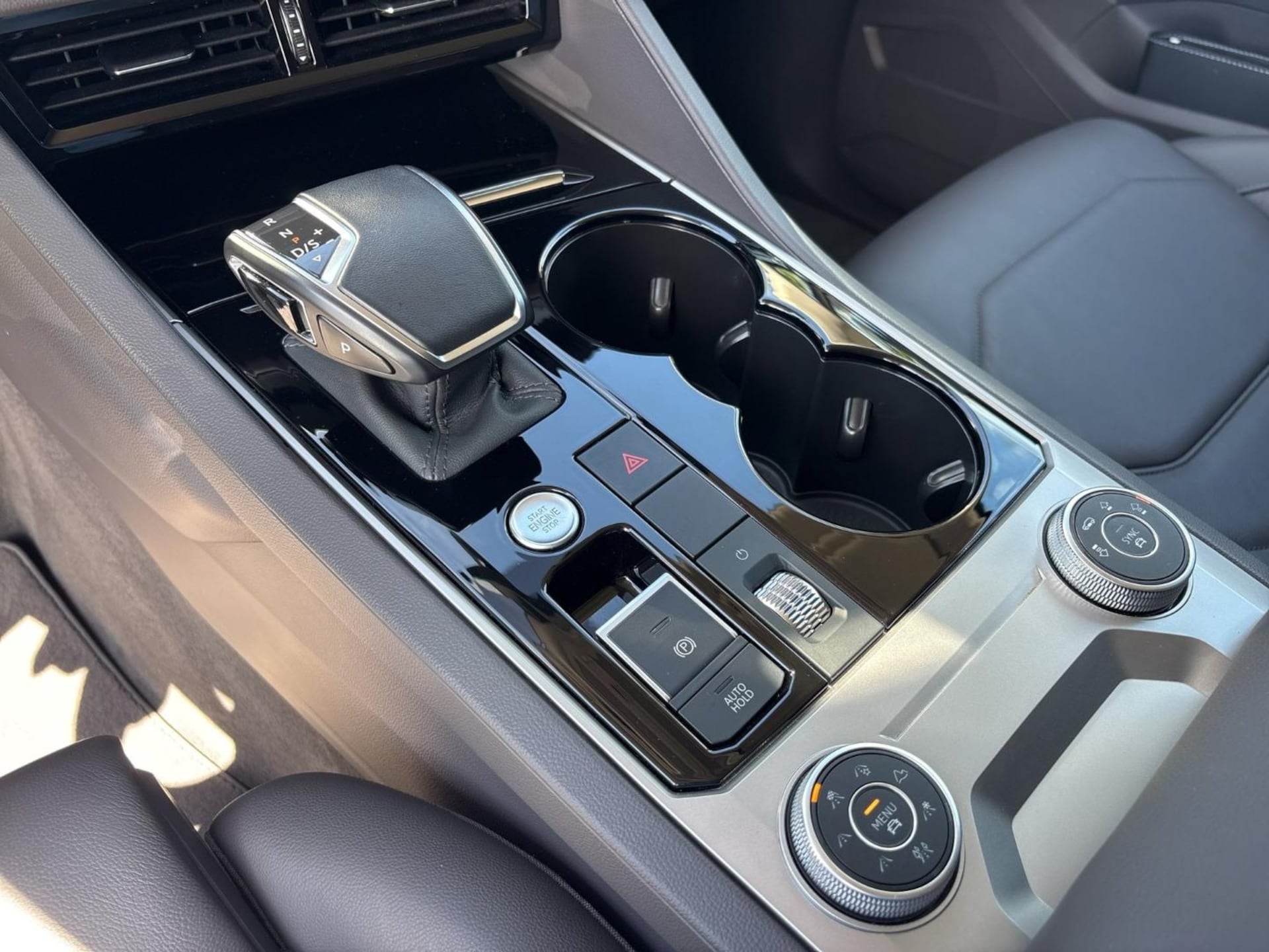 Volkswagen Touareg Atmosphere