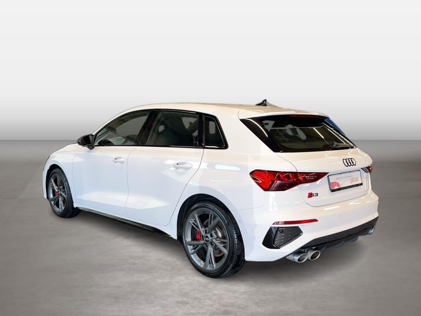 Bild über Audi S3 Sportback TFSI quattro S tronic - für weitere Informationen kontaktieren Sie den Audi Partner