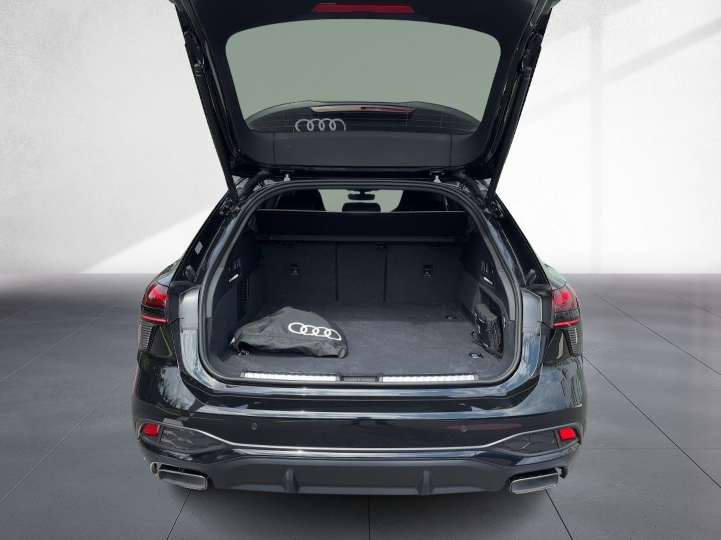 Bild über Audi A6 Avant e-hybrid e-hybrid quattro 270 kW S tronic - für weitere Informationen kontaktieren Sie den Audi Partner