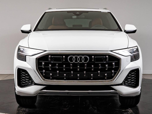 2026 Audi Q8