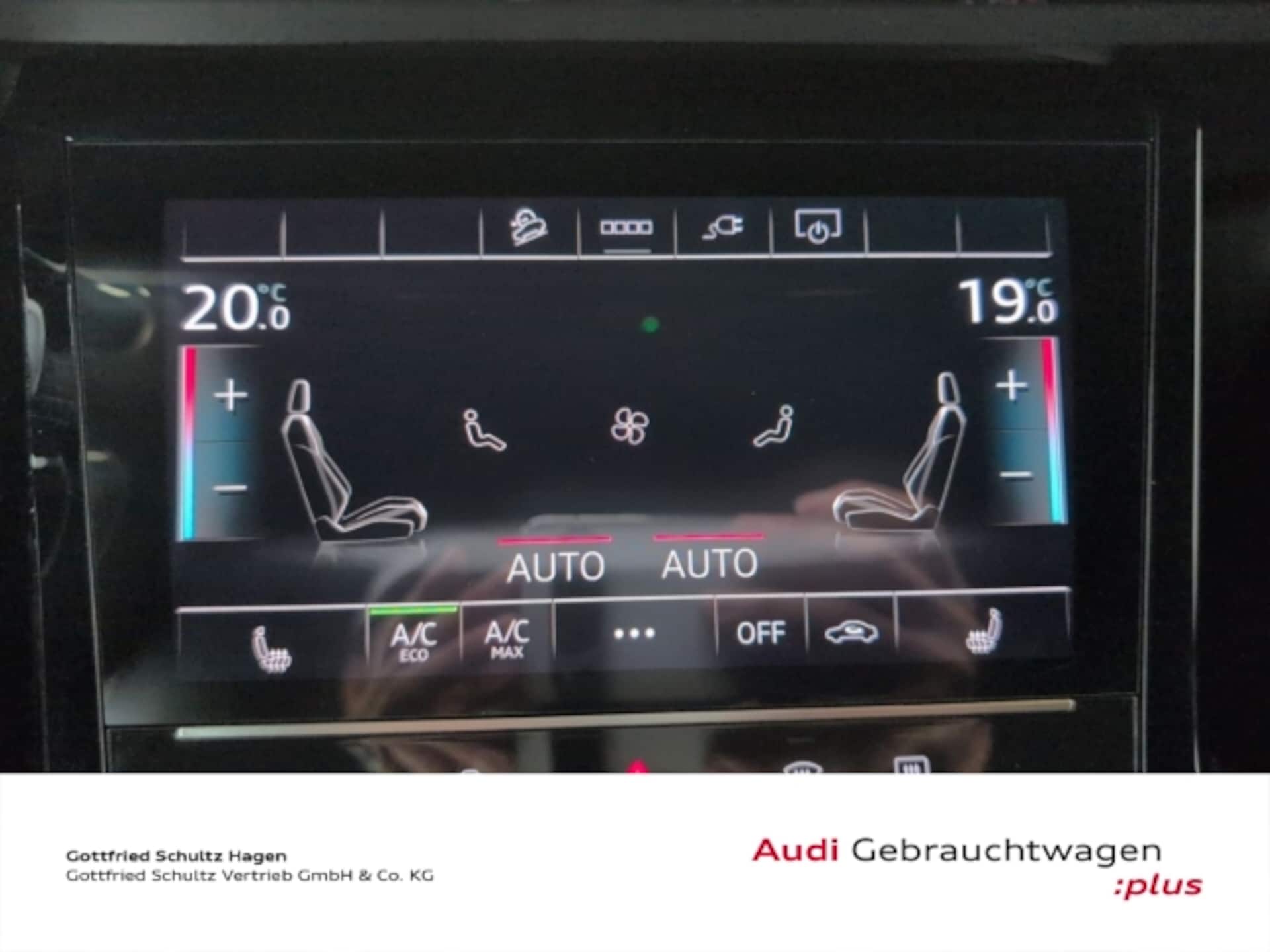 Audi Q8 e-tron S line