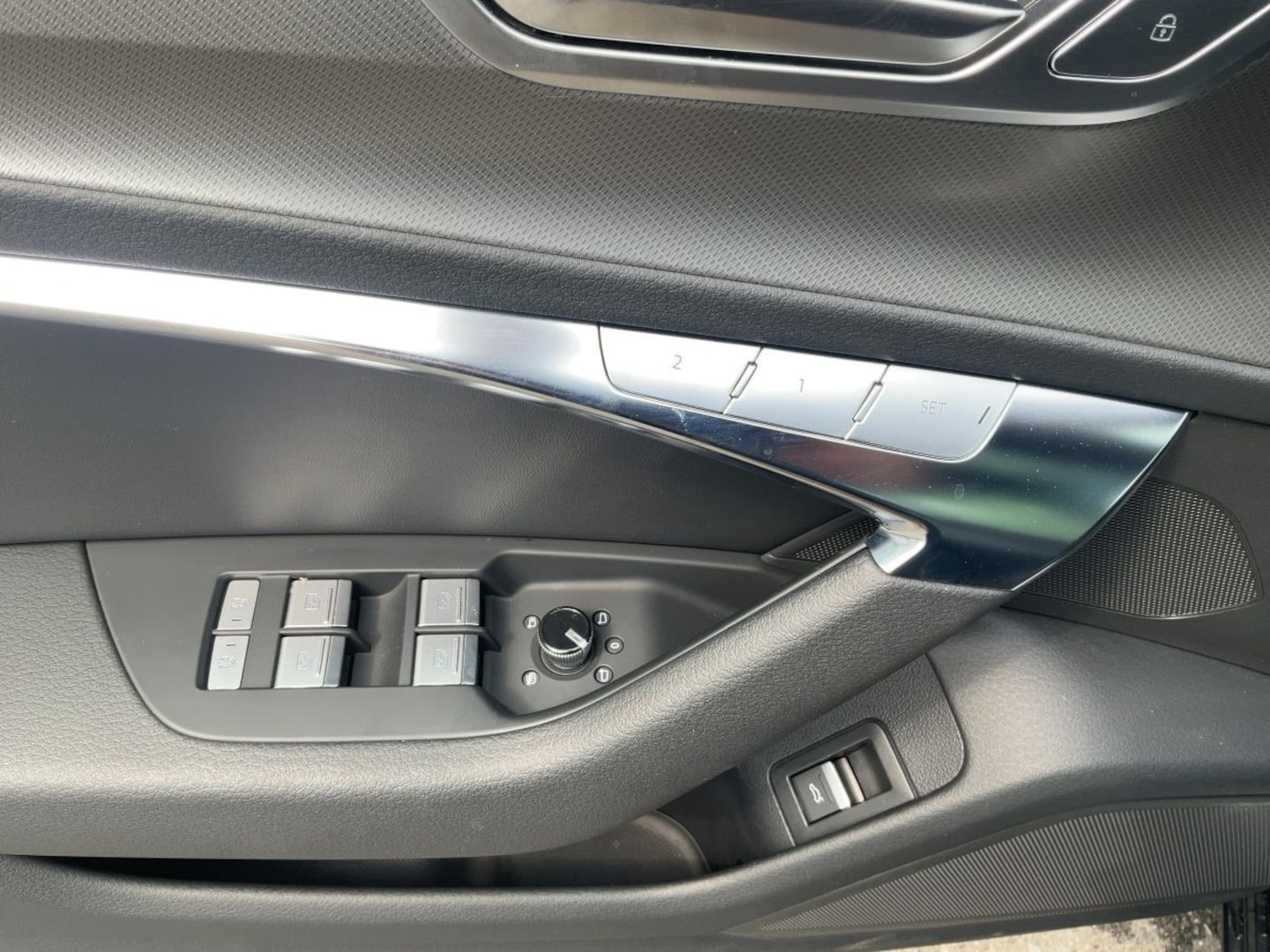 Bild über Audi A6 Avant sport 45 TFSI S tronic - für weitere Informationen kontaktieren Sie den Audi Partner
