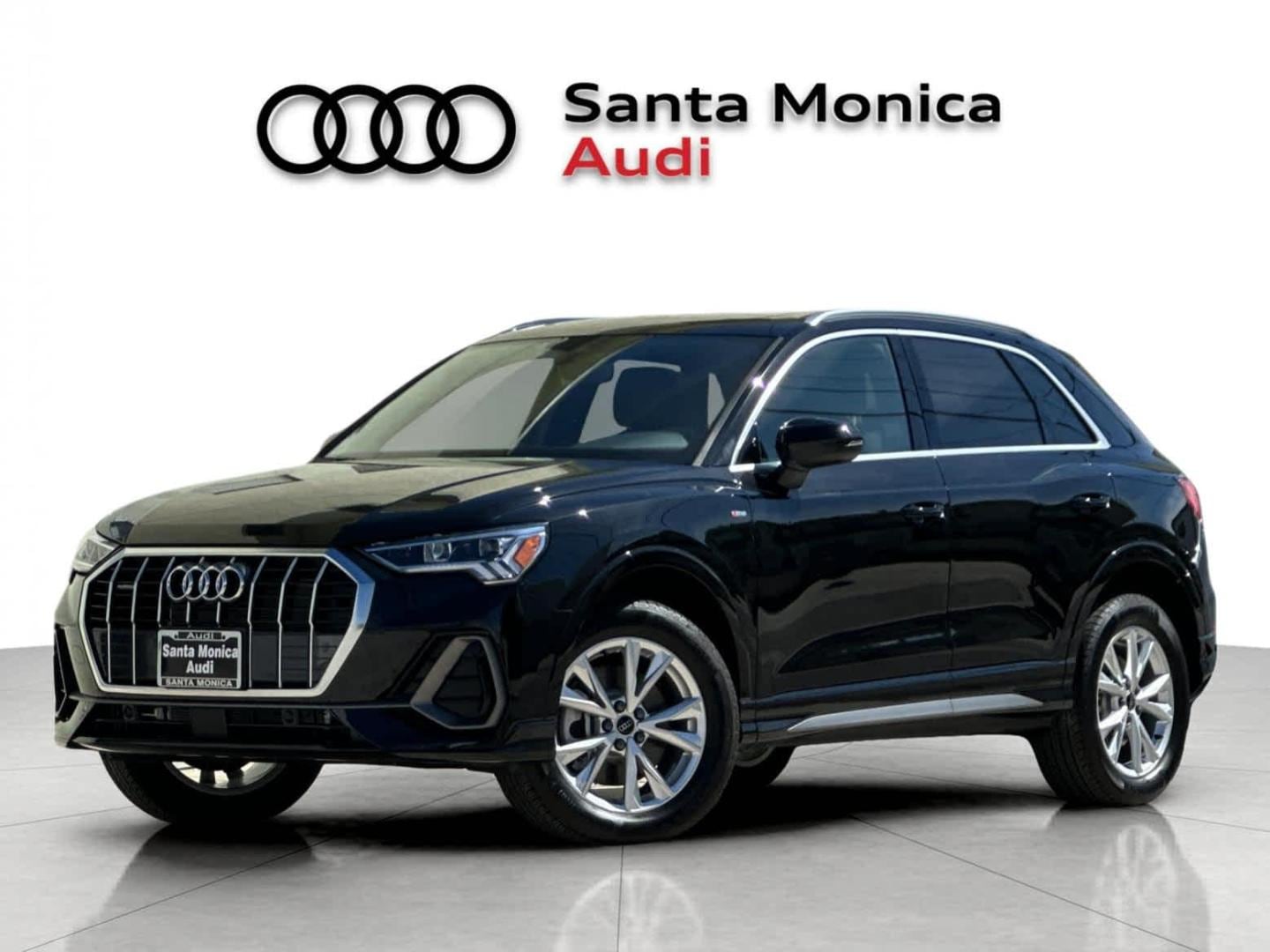 2025 Audi Q3 45 TFSI S Line Premium quattro's photo