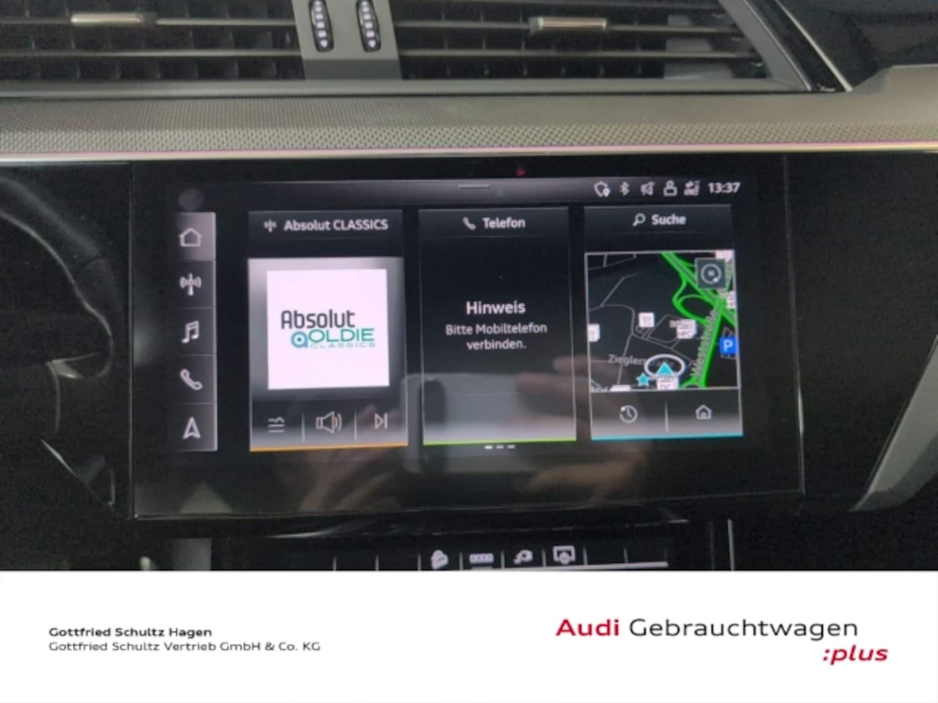 Audi Q8 e-tron S line