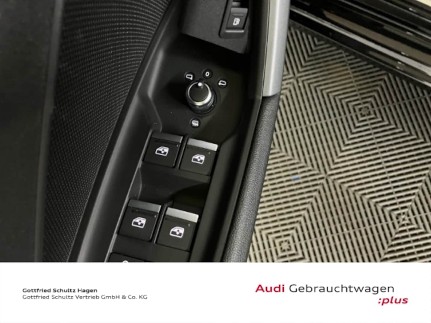 Bild über Audi A3 Sportback TFSI e 40 TFSI e S tronic - für weitere Informationen kontaktieren Sie den Audi Partner