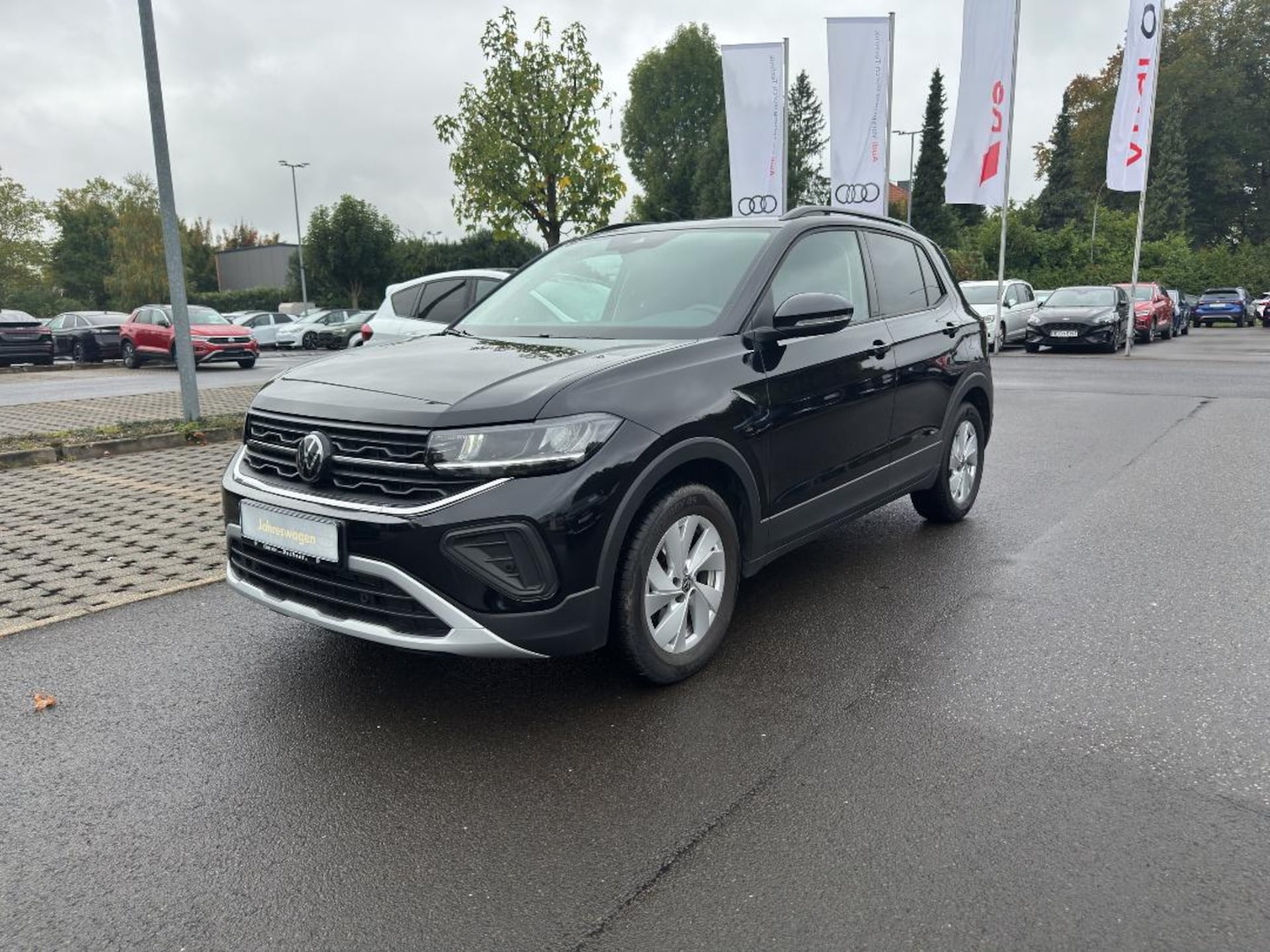 Volkswagen T-Cross Life