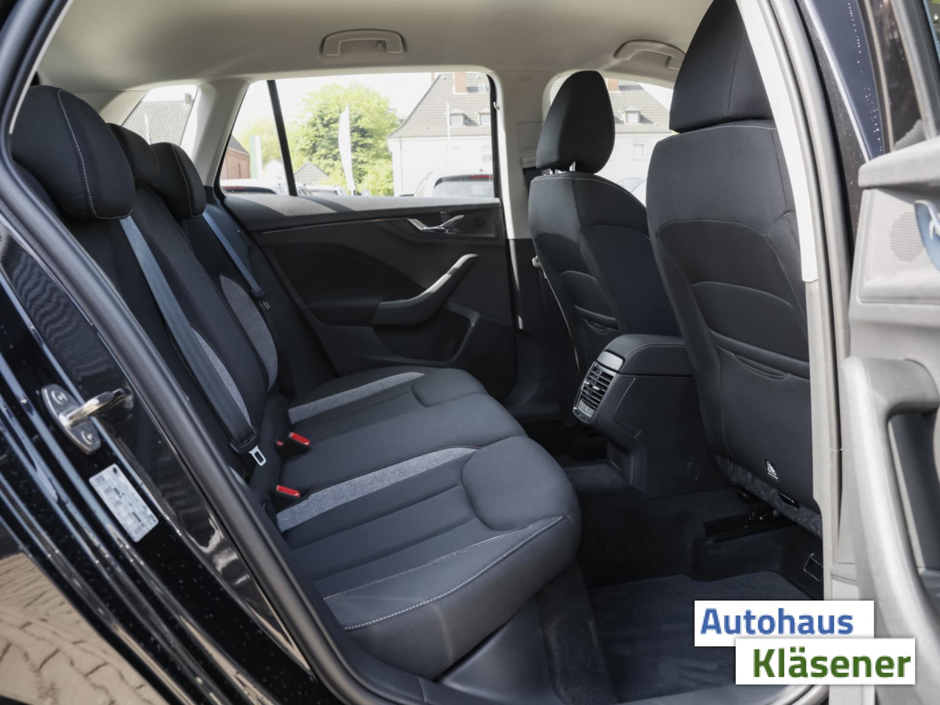 Skoda Kamiq Tour