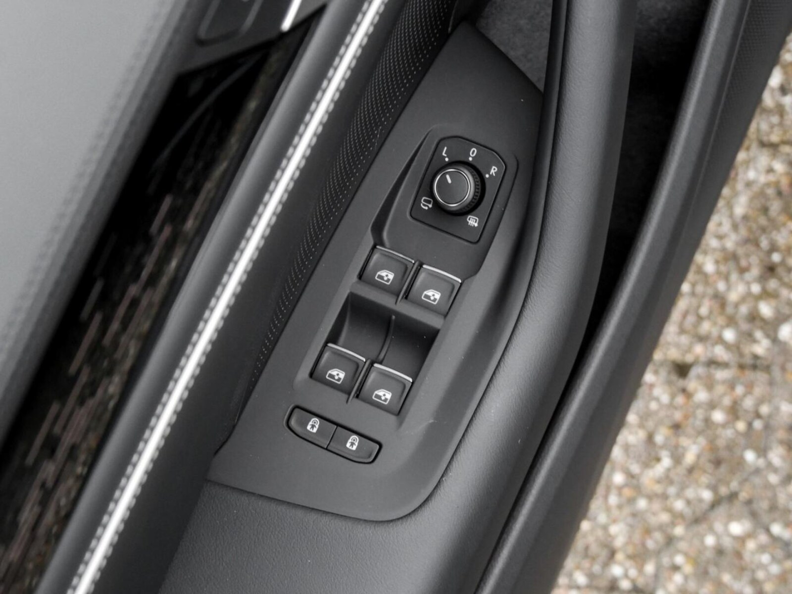 Volkswagen Passat – Bild 13
