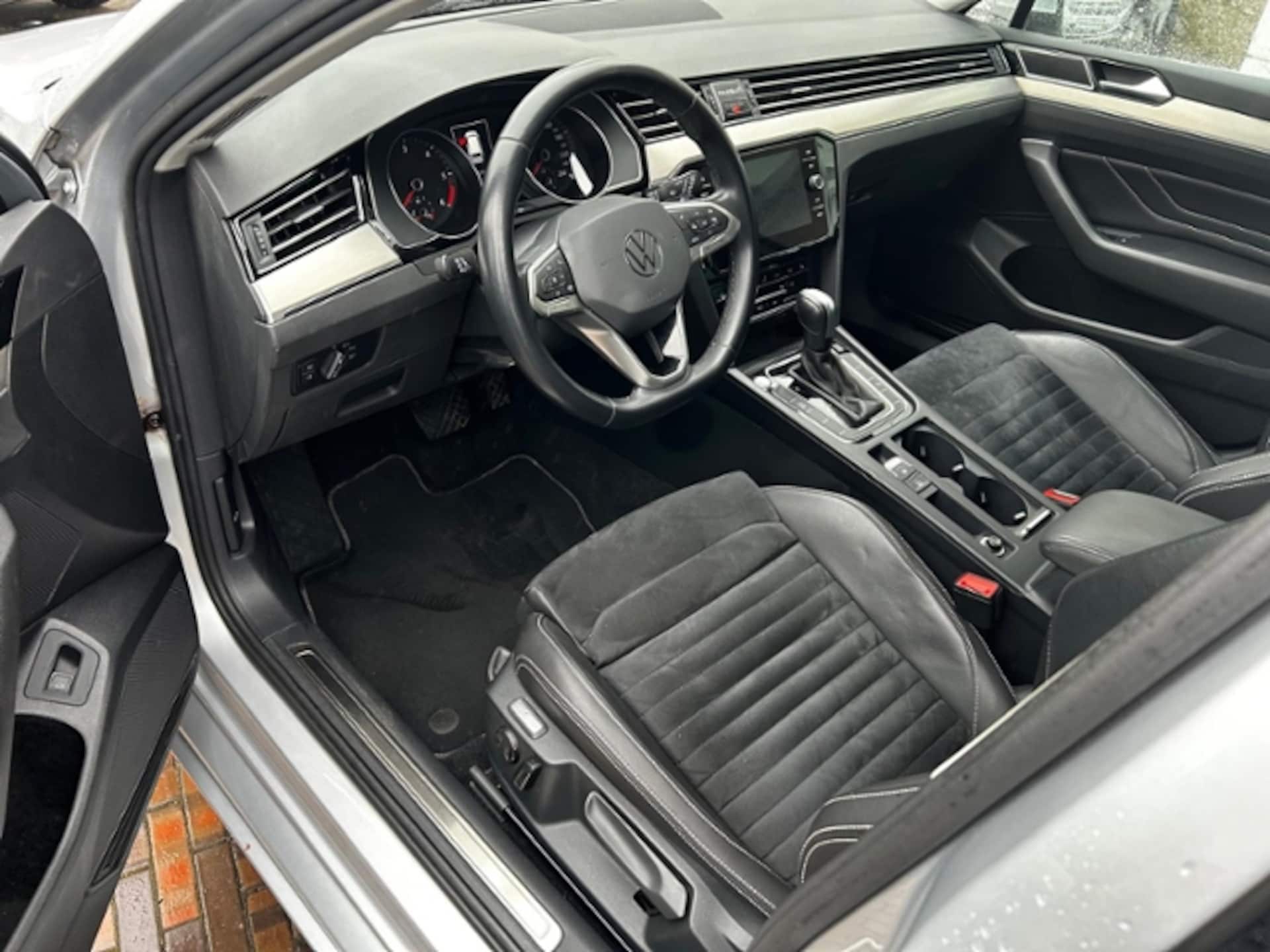 Volkswagen Passat Variant Elegance