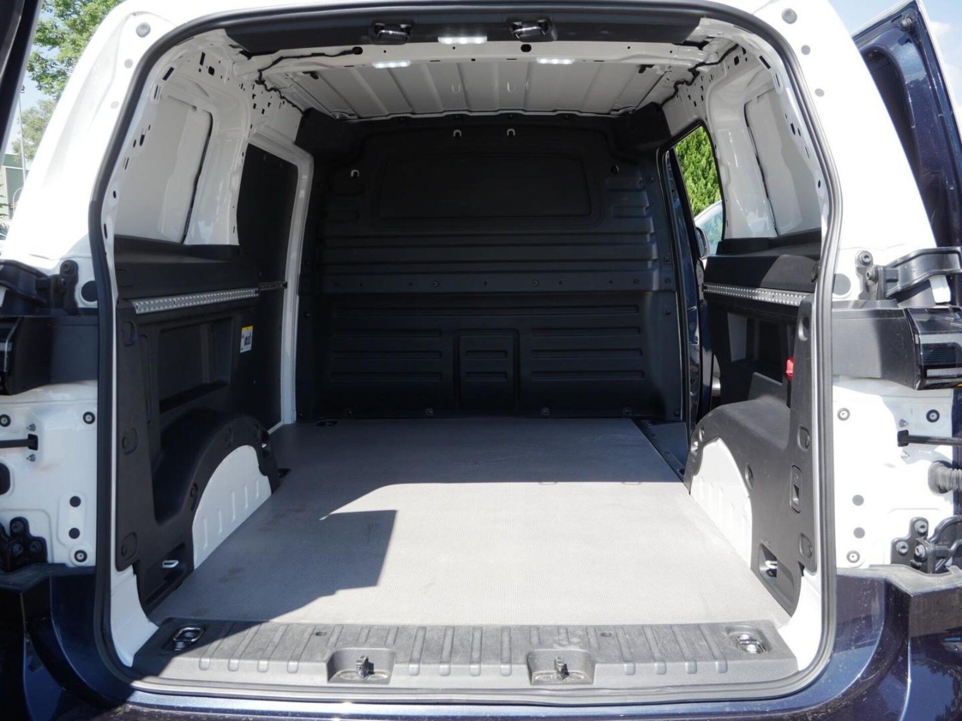 Volkswagen ID. Buzz Cargo Basis-Modell