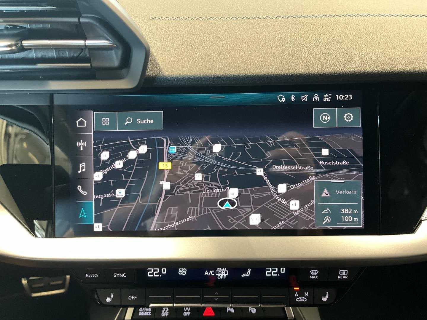 Bild über Audi S3 Sportback TFSI quattro S tronic - für weitere Informationen kontaktieren Sie den Audi Partner