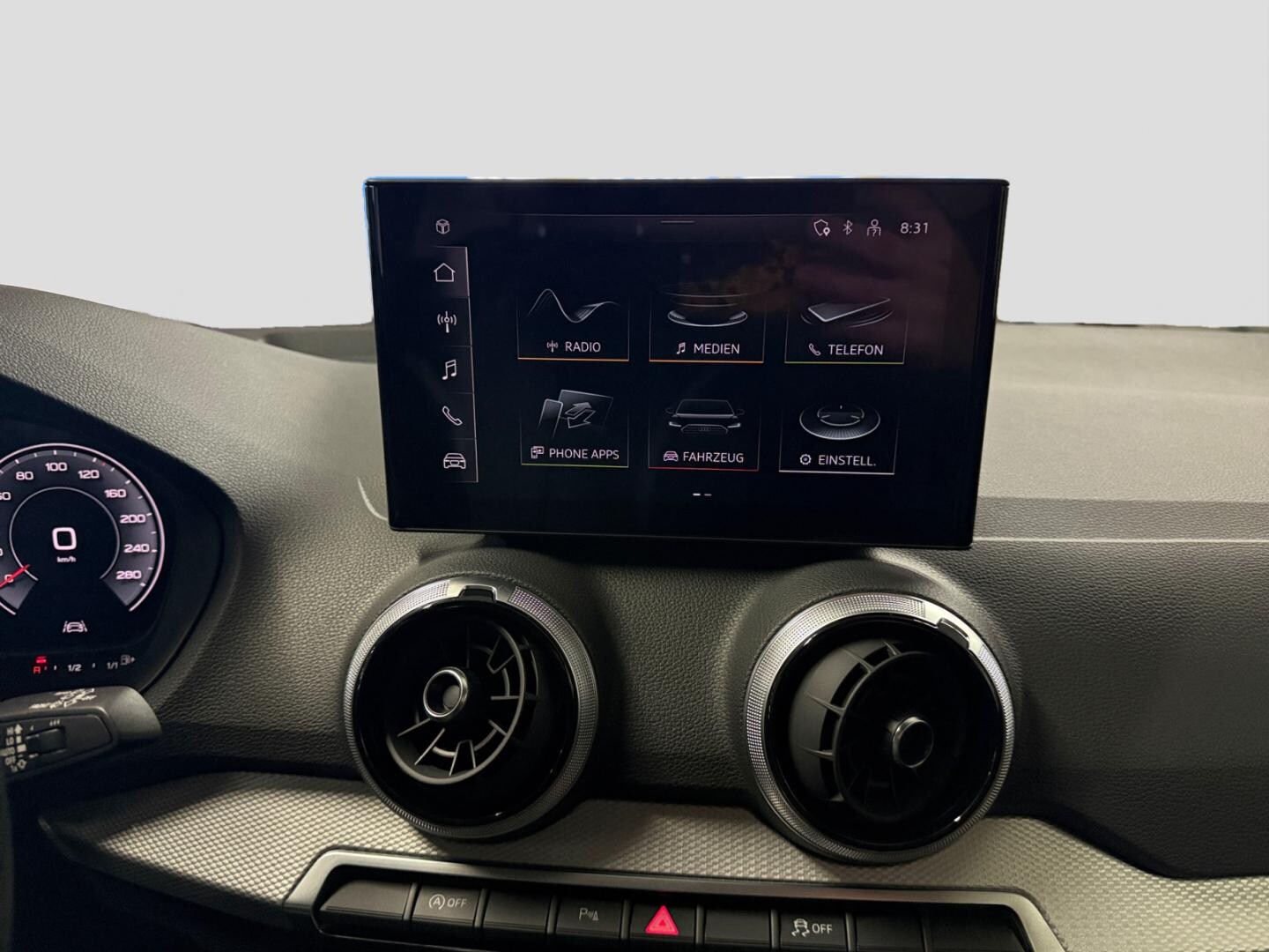 Bild über Audi Q2 advanced 35 TFSI S tronic - für weitere Informationen kontaktieren Sie den Audi Partner
