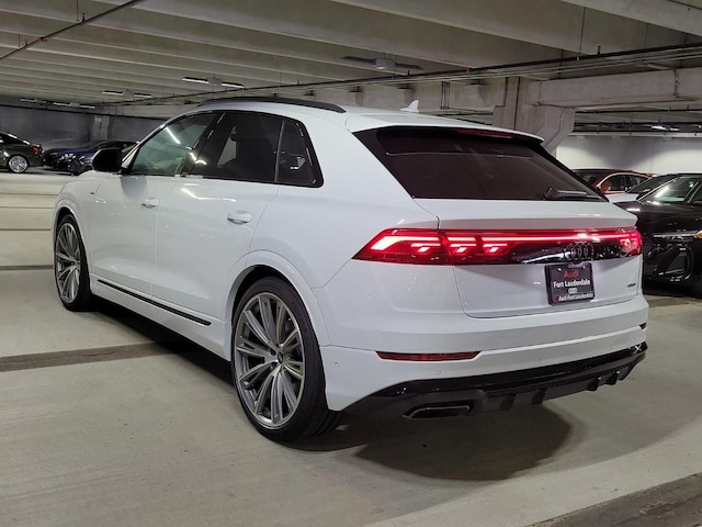 2026 Audi Q8