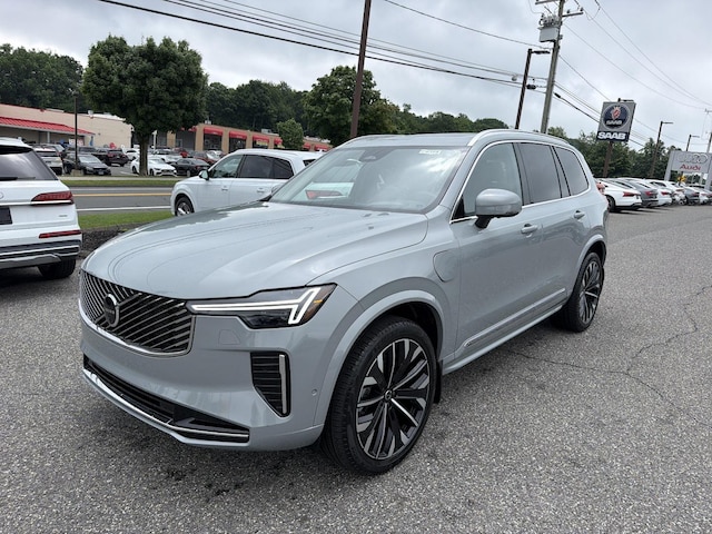 2025 Volvo XC90 Plug-In Hybrid