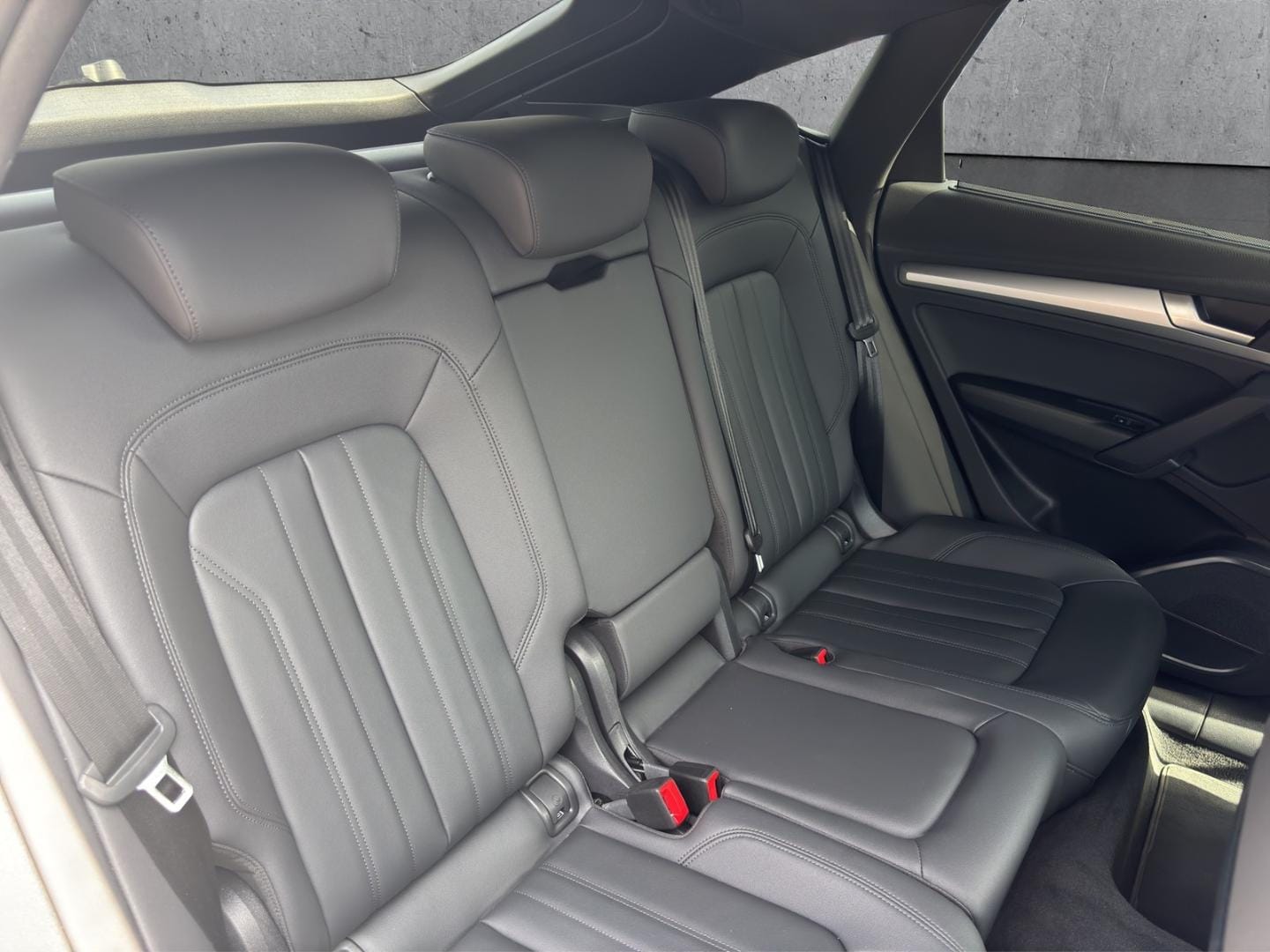 Bild über Audi Q5 Sportback 45 TFSI quattro S tronic - für weitere Informationen kontaktieren Sie den Audi Partner
