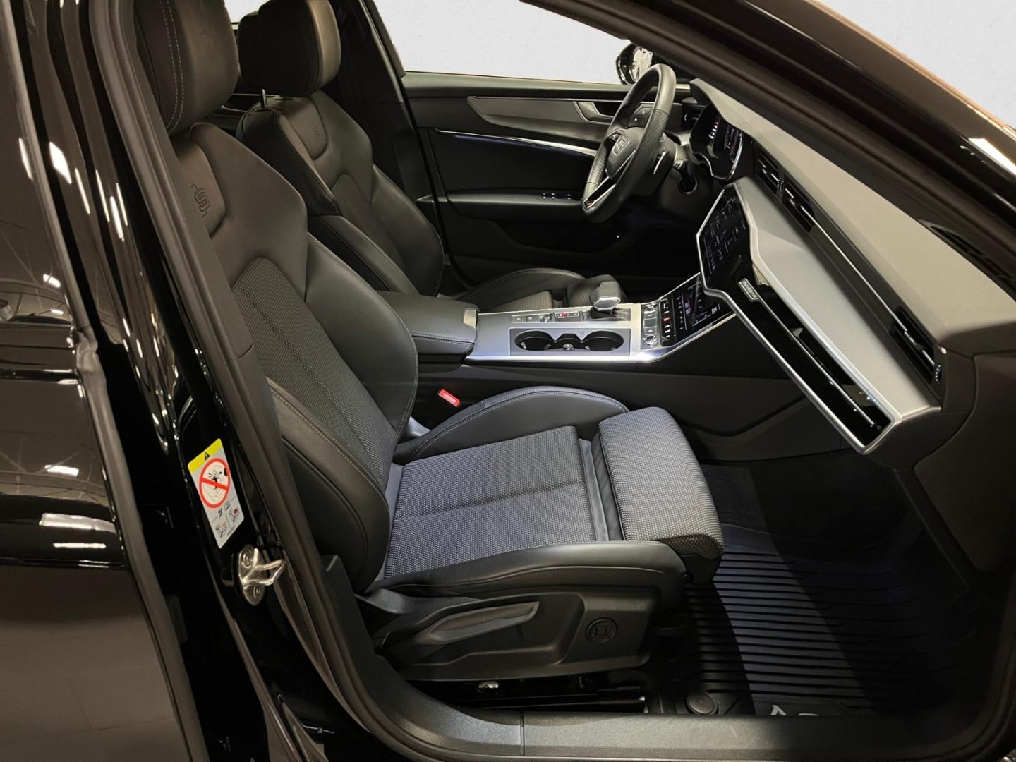 Bild som visar Audi A6 Avant A6 Avant 40 TDI quattro S line 204 hk S tronic - för mer information kontakta din Audi Partner