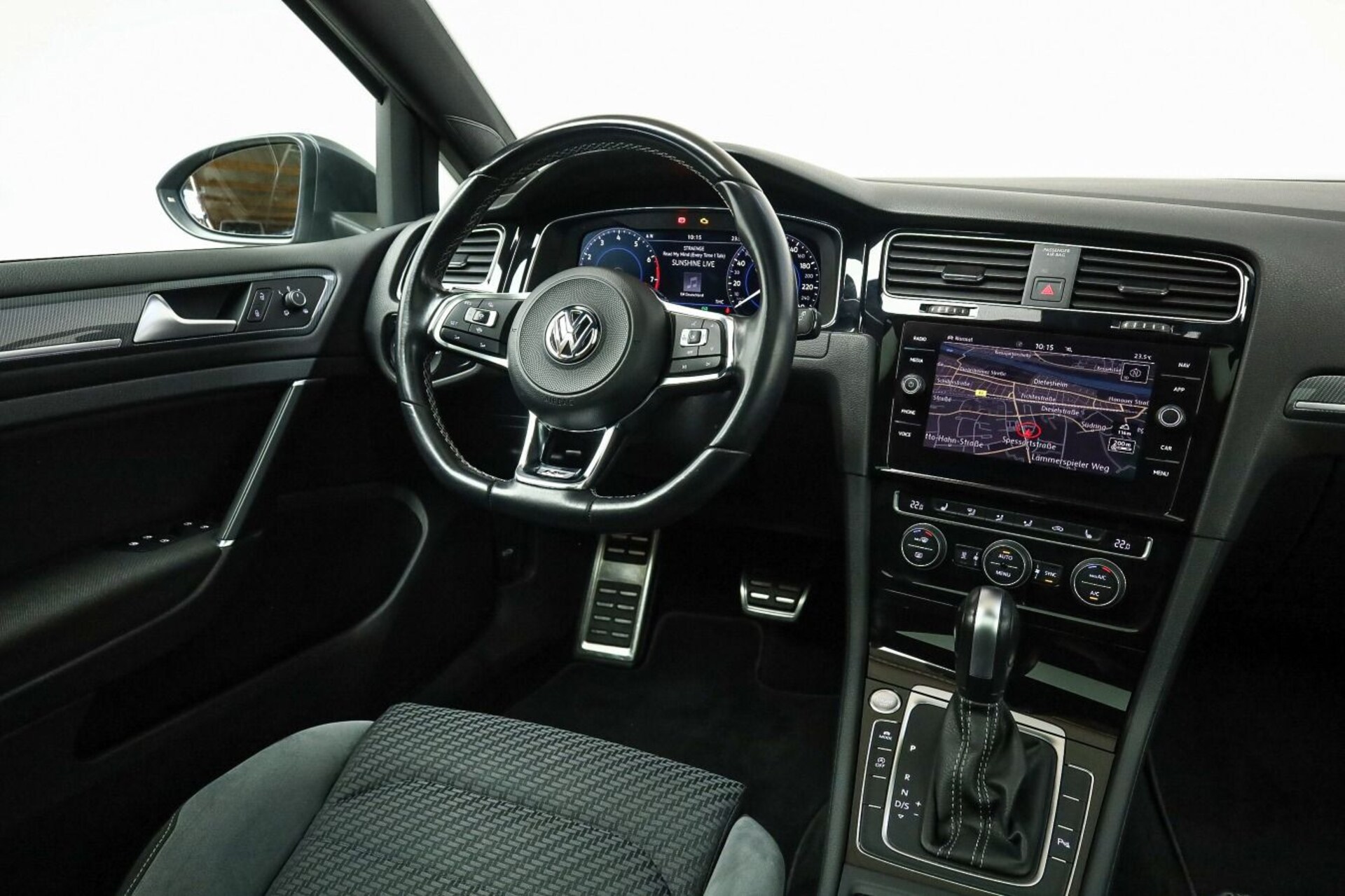 Volkswagen Golf Variant R-Line