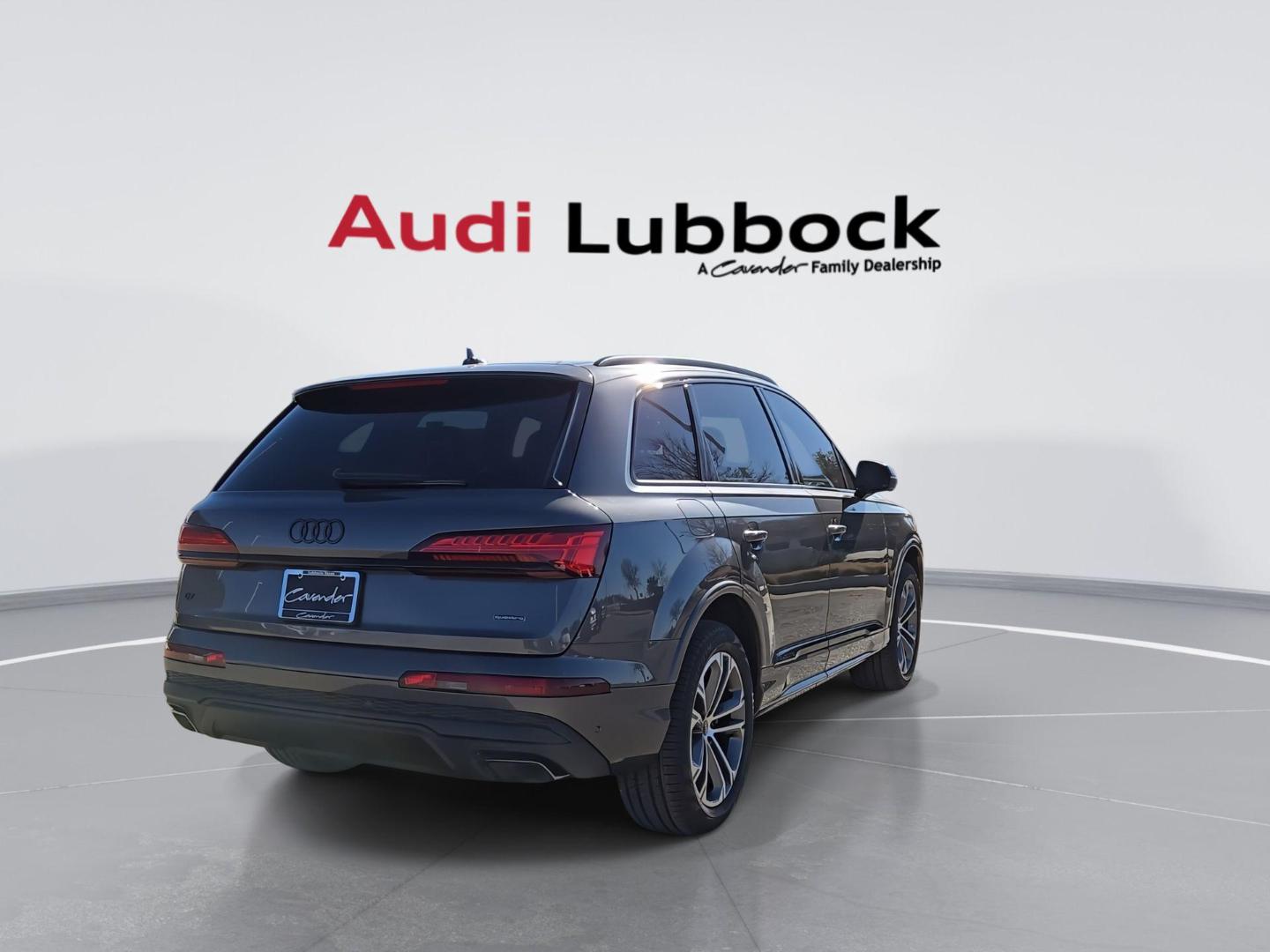 2026 Audi Q7 Premium - Photo 8