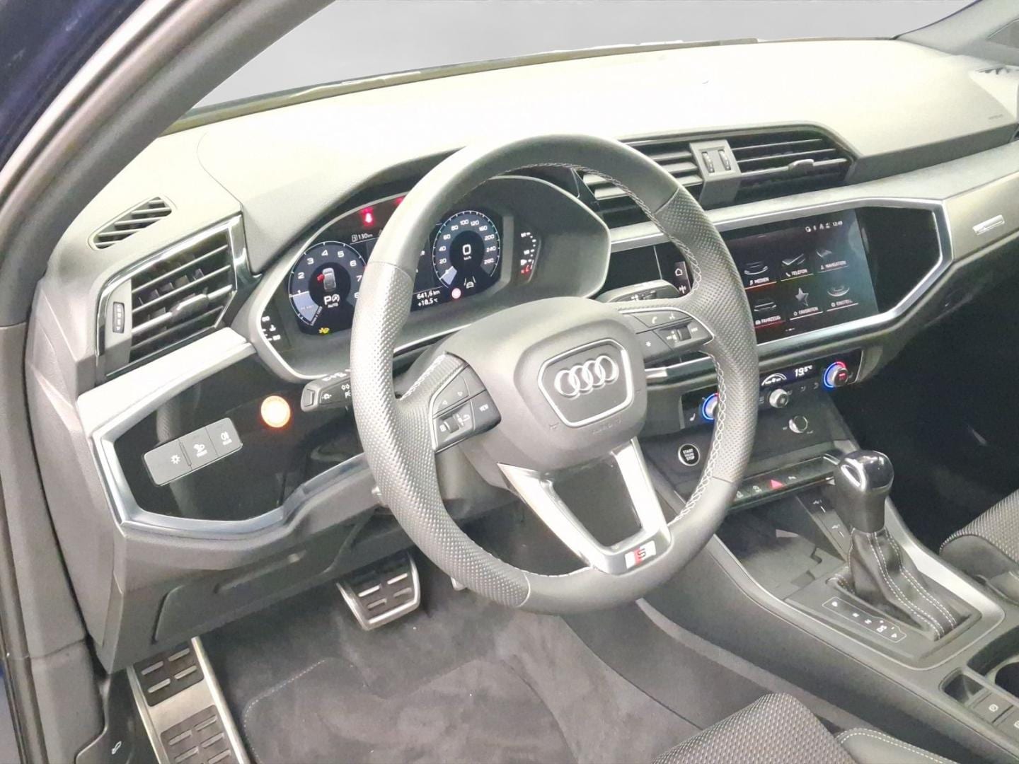 Bild über Audi Q3 Sportback S line 35 TFSI S tronic - für weitere Informationen kontaktieren Sie den Audi Partner
