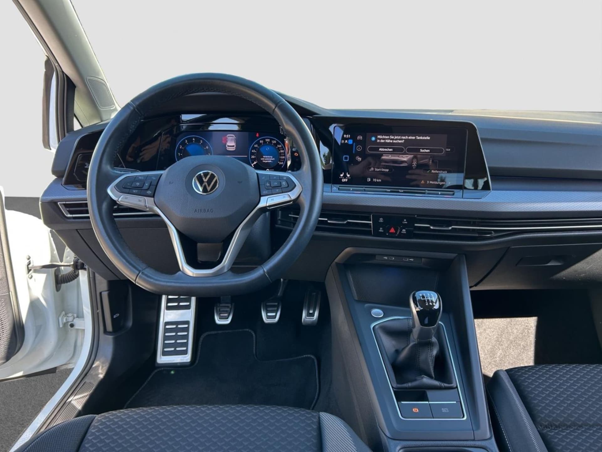 Volkswagen Golf Active