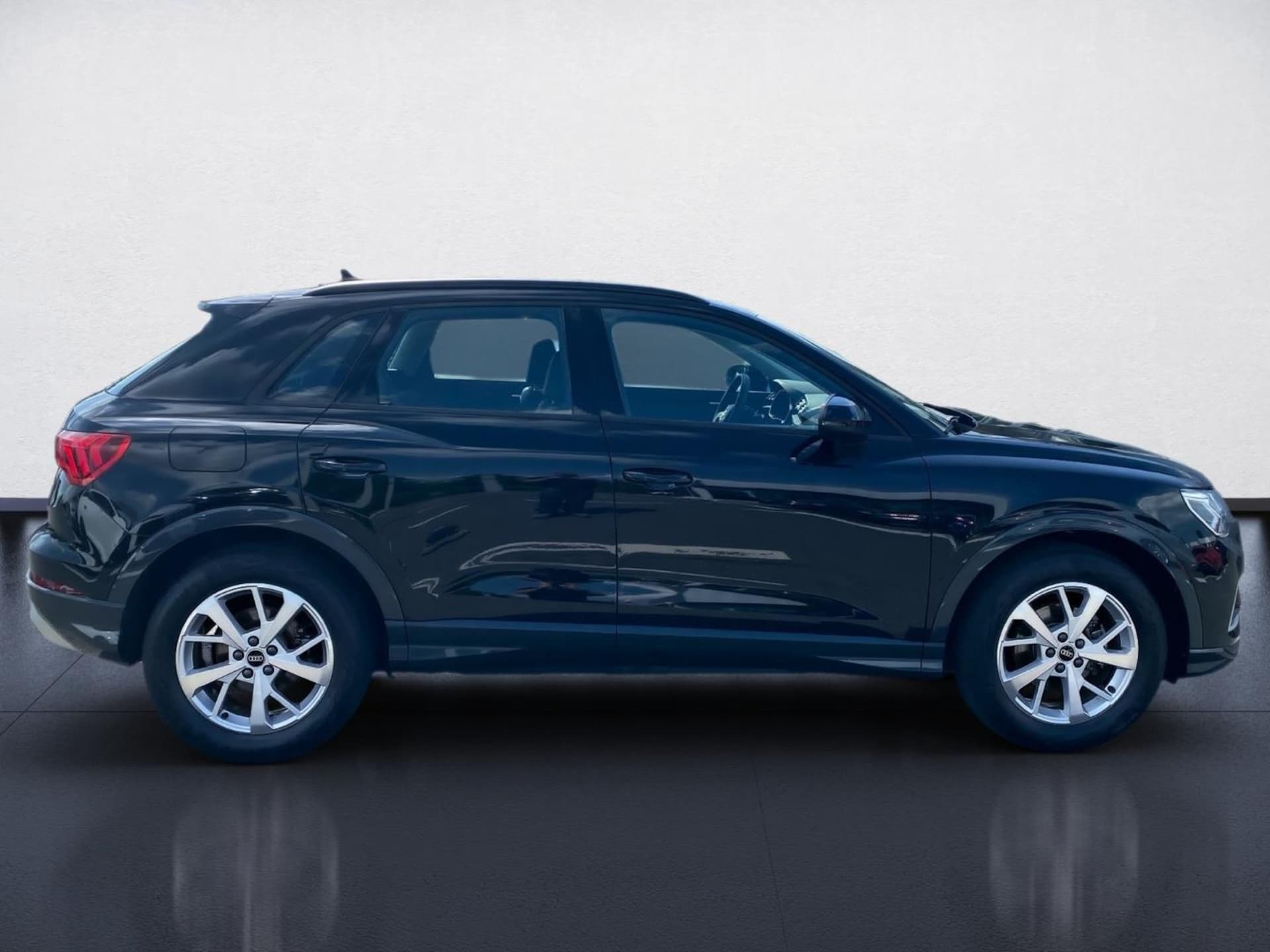 Audi Q3 SUV advanced