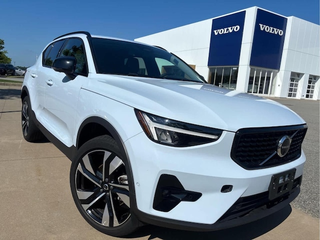 2024 Volvo XC40