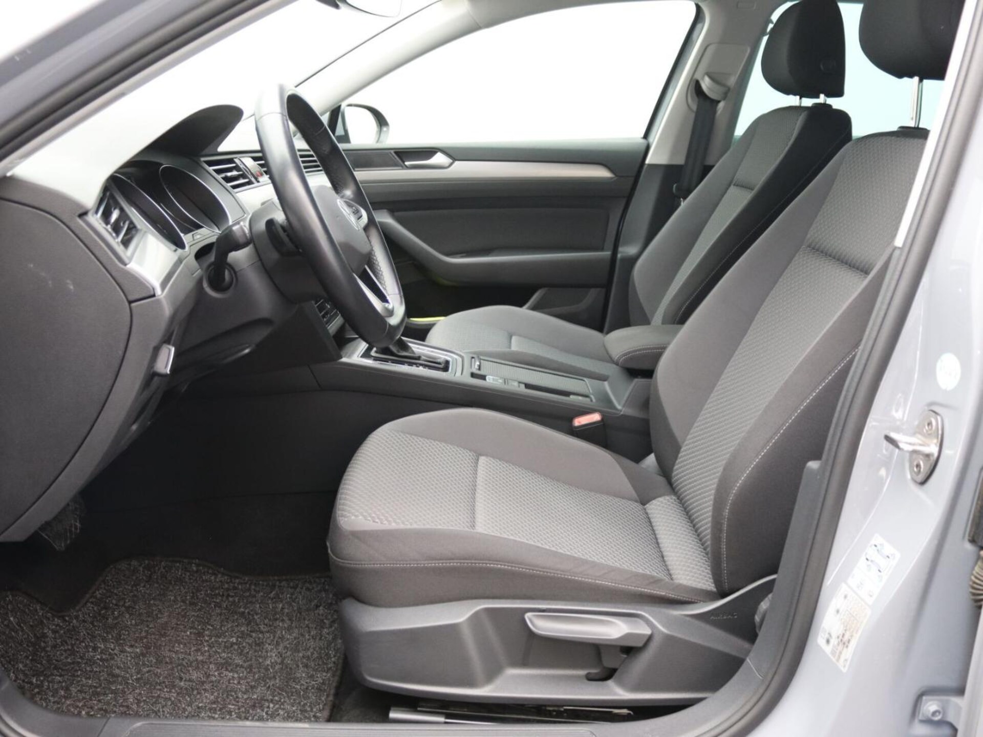 Volkswagen Passat Variant Basis-Modell
