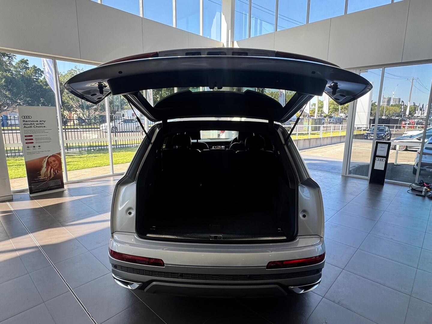 Image about Audi Q7 S line 50 TDI quattro tiptronic