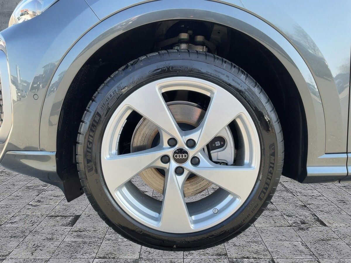 Image about Audi Q5 SUV TDI quattro 150 kW S tronic