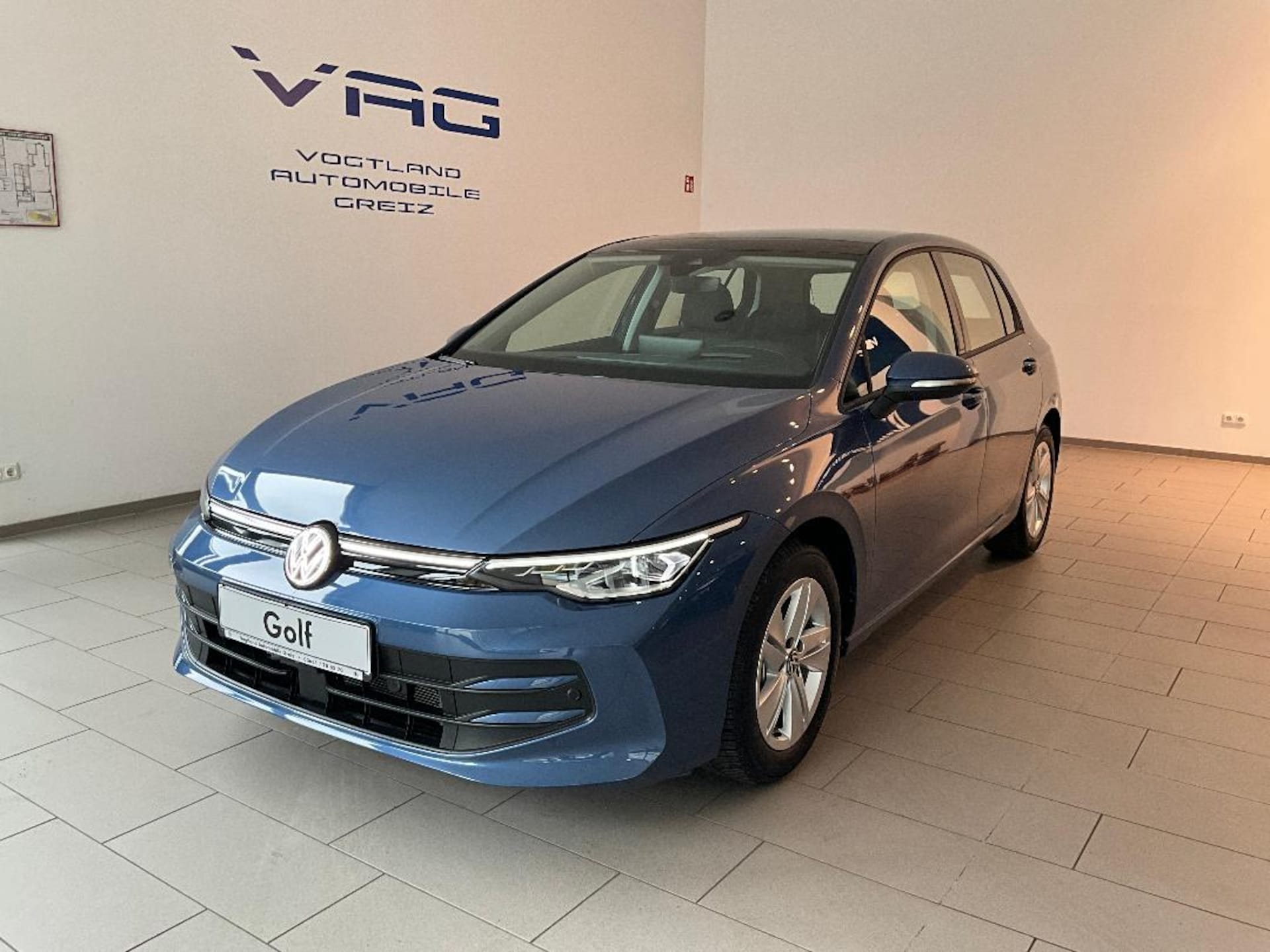 Volkswagen Golf Life