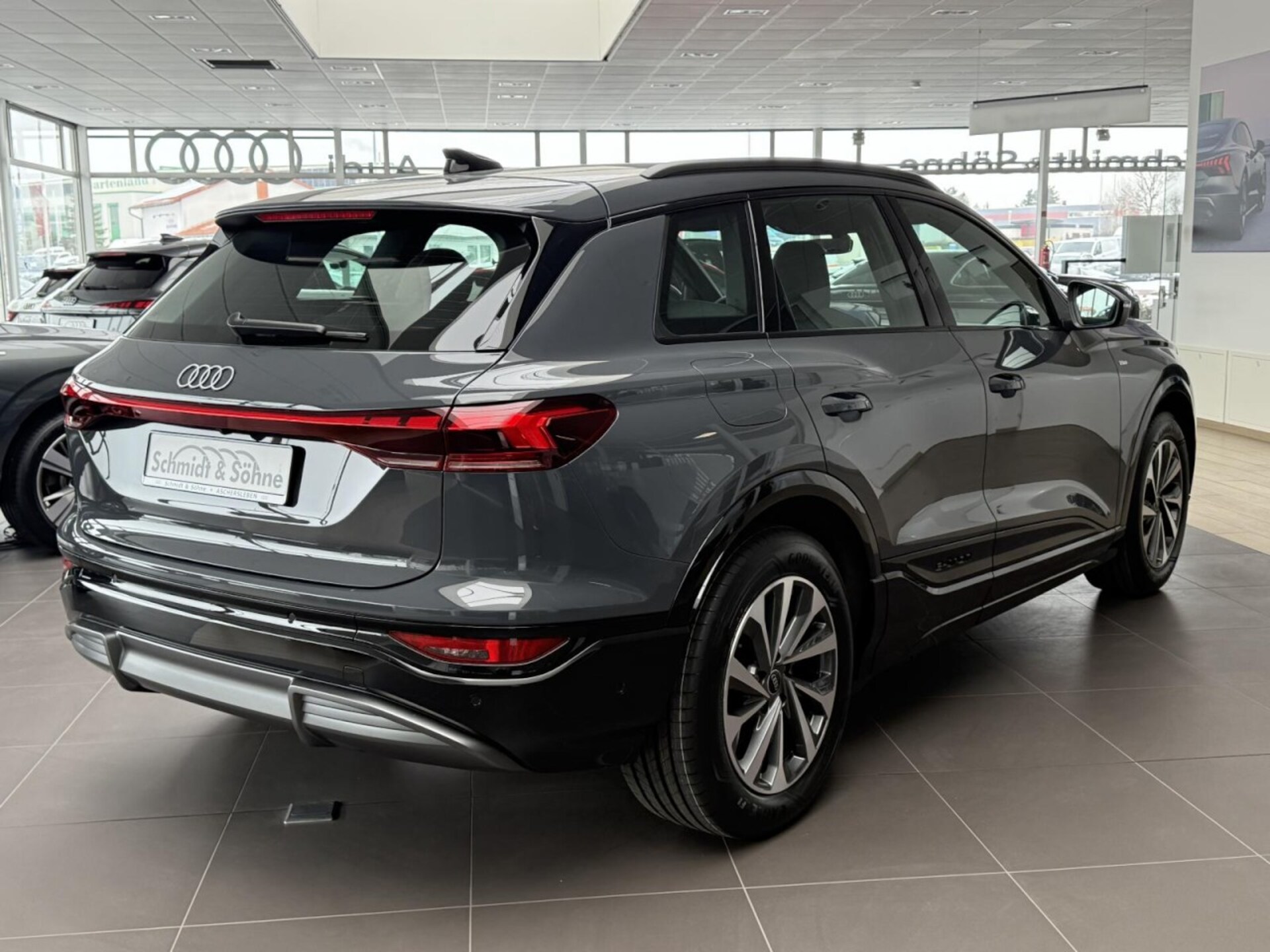 Audi Q6 SUV e-tron