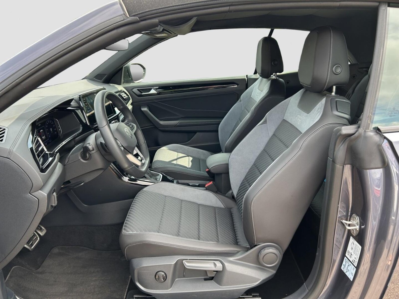 Volkswagen T-Roc Cabriolet – Bild 13