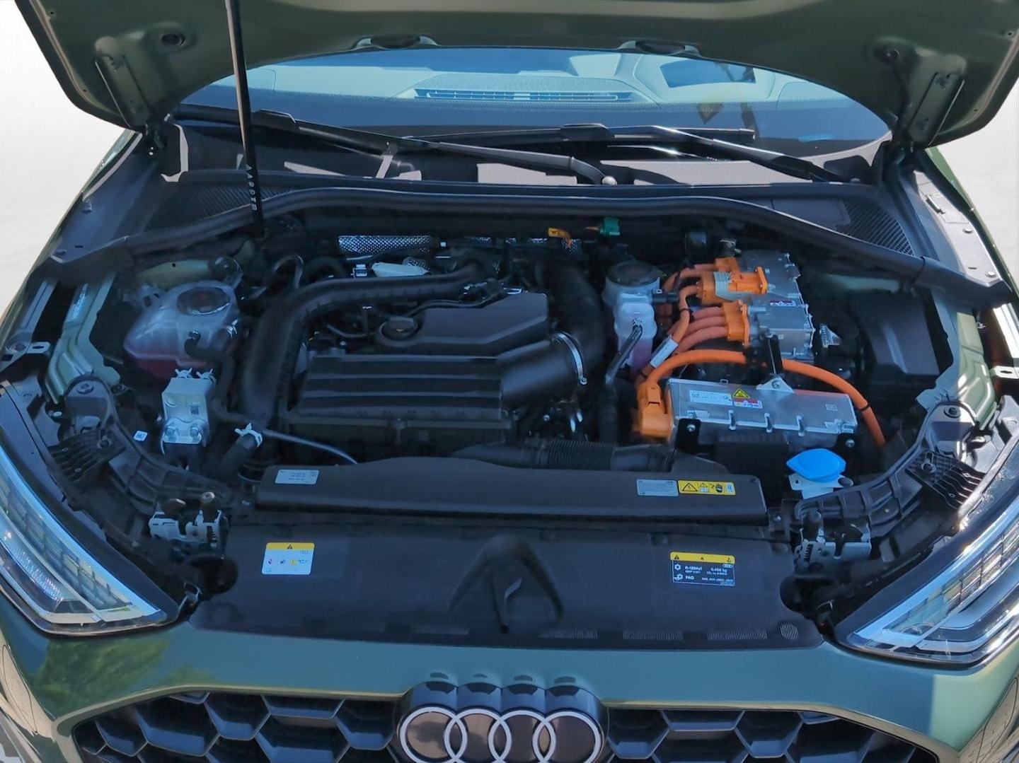 Bild über Audi A3 Sportback TFSI e advanced 40 TFSI e S tronic - für weitere Informationen kontaktieren Sie den Audi Partner