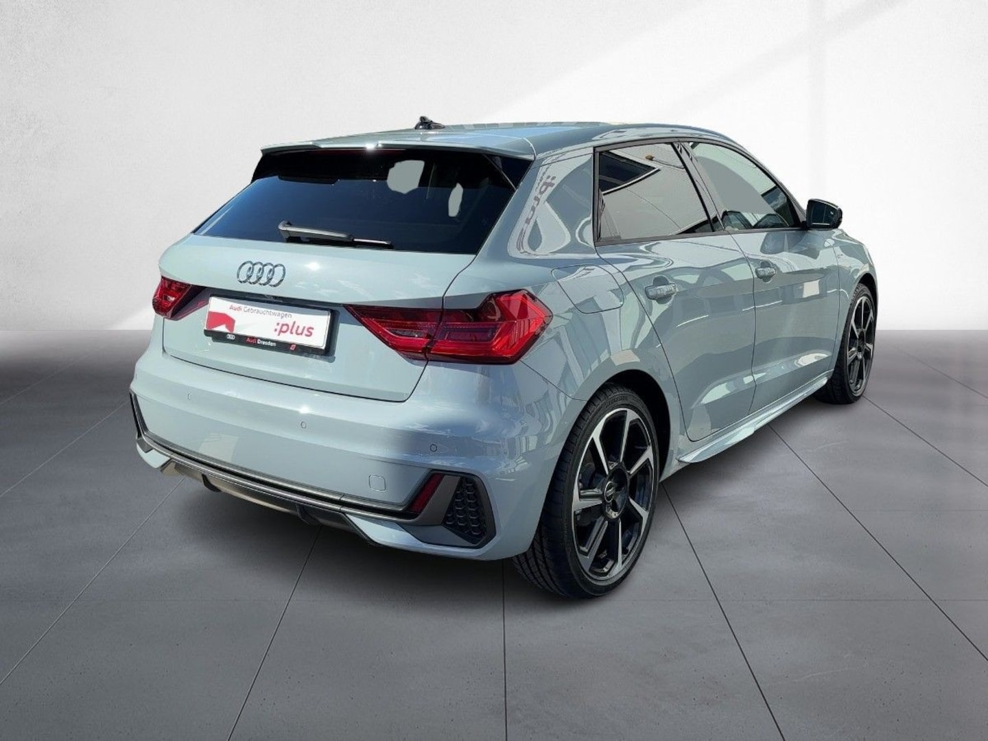 Bild über Audi A1 Sportback S line 30 TFSI Schaltgetriebe - für weitere Informationen kontaktieren Sie den Audi Partner