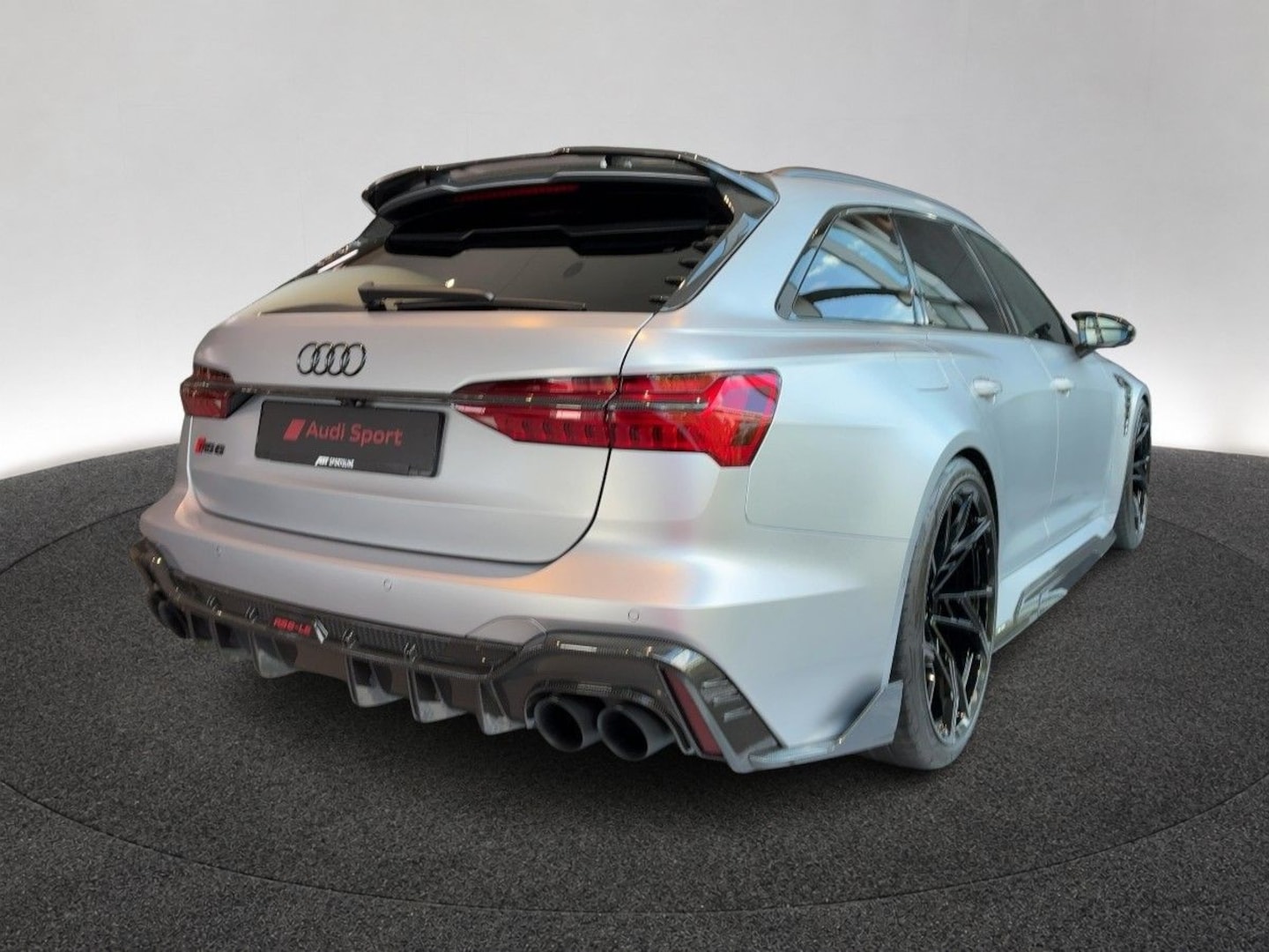 Bild über Audi RS 6 Avant TFSI quattro tiptronic - für weitere Informationen kontaktieren Sie den Audi Partner
