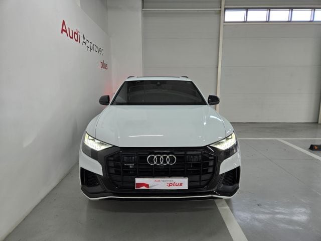 Audi Q8 55 TFSI quattro Premium 250 340 kW hp tiptronic 4