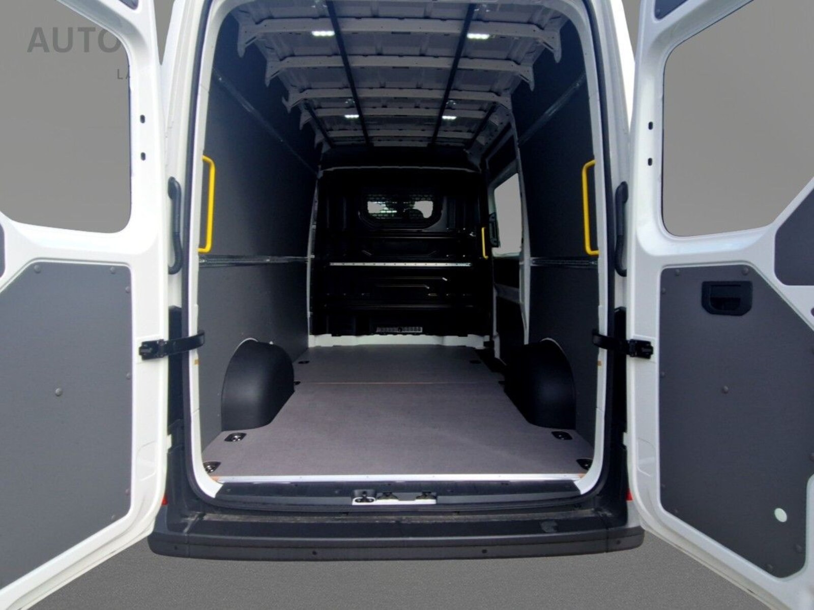 Volkswagen Crafter Kasten mittlerer Radstand – Bild 5