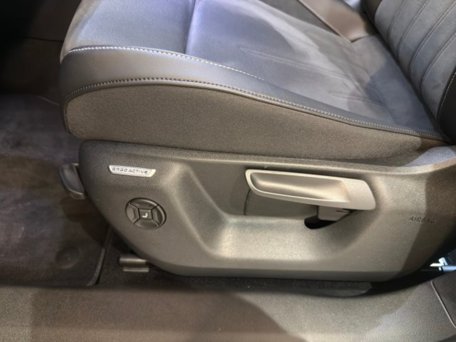 Volkswagen Tiguan – Bild 18