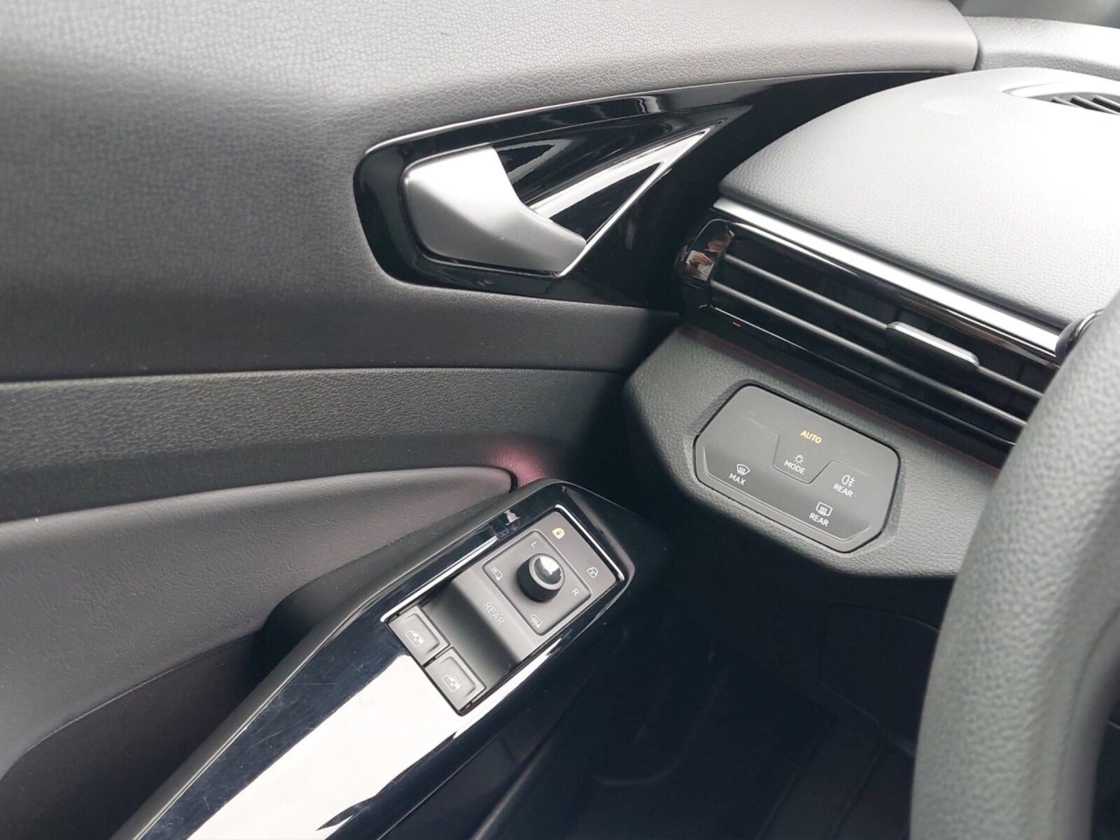 Volkswagen ID.4 – Bild 12