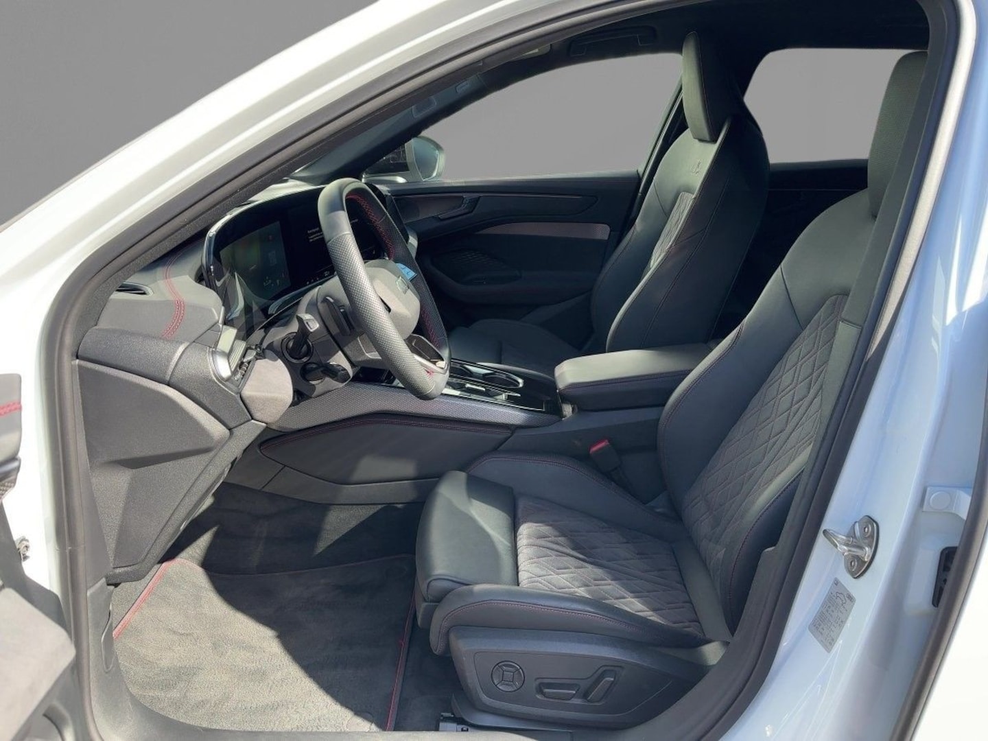 Bild über Audi A6 Avant edition one TDI quattro 150 kW S tronic - für weitere Informationen kontaktieren Sie den Audi Partner