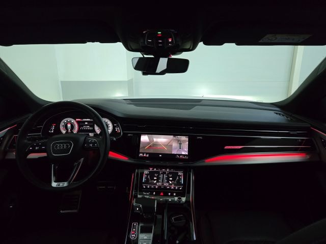 Audi Q8 55 TFSI quattro Premium 250 340 kW hp tiptronic 8