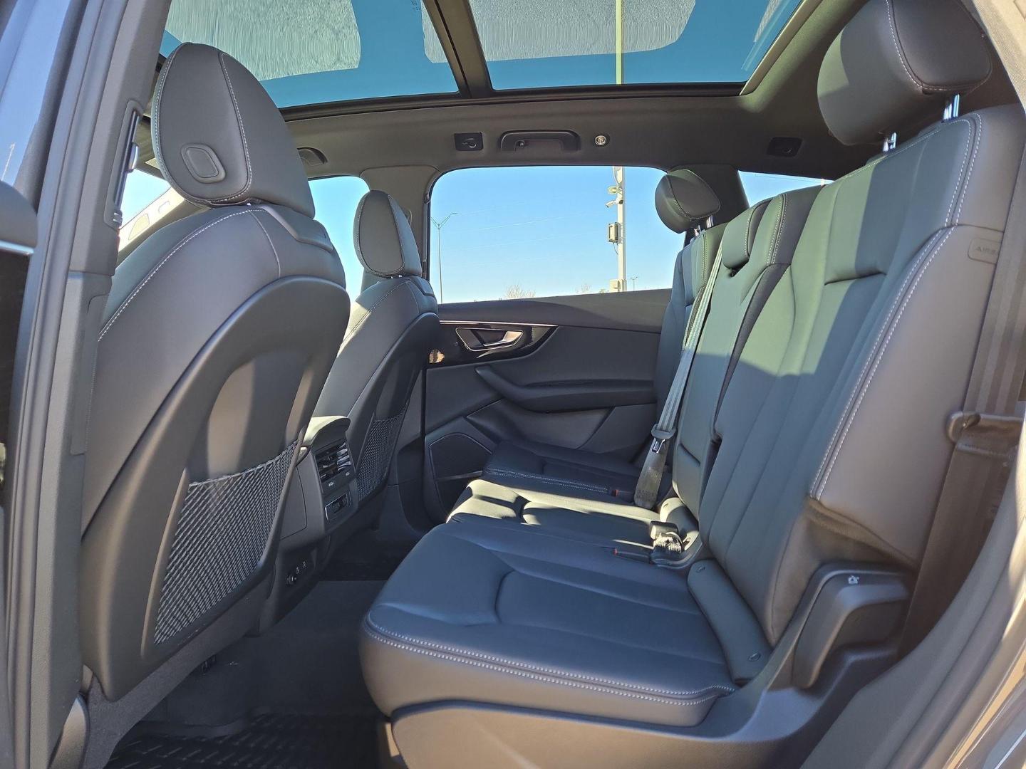 2026 Audi Q7 Premium - Photo 13