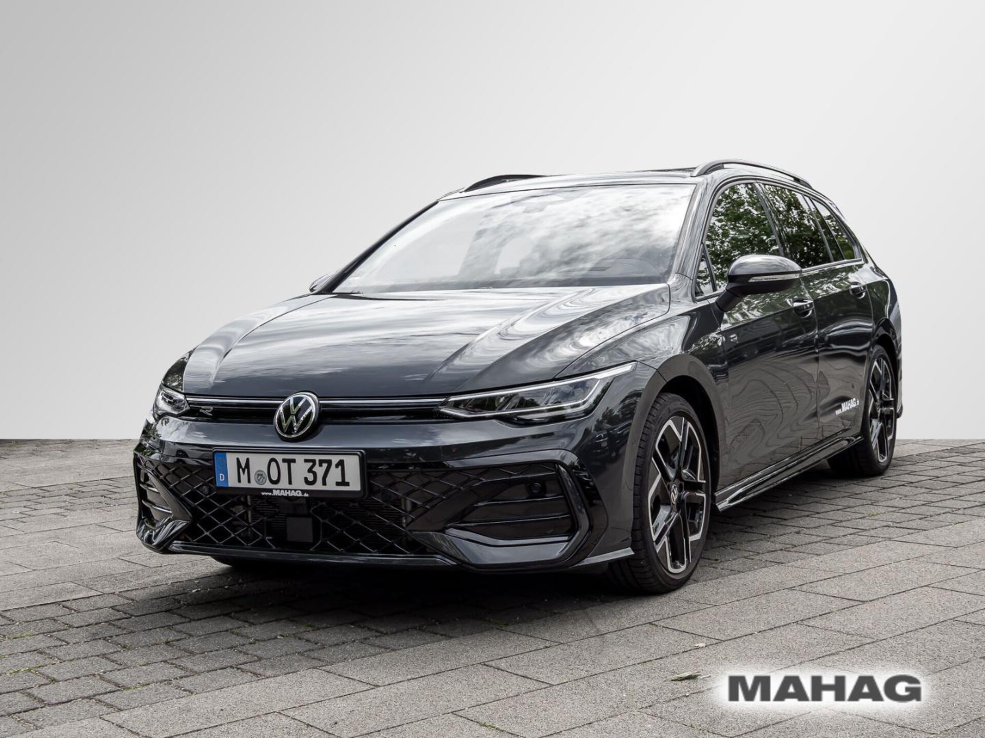 Volkswagen Golf Variant R-Line