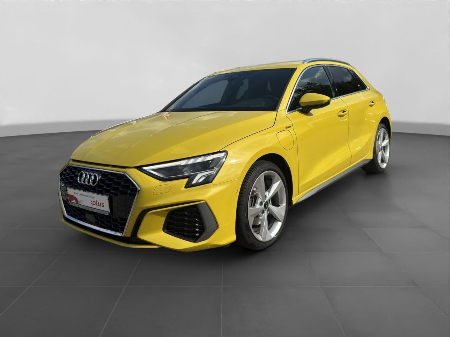 Bild über Audi A3 Sportback TFSI e S line 40 TFSI e S tronic - für weitere Informationen kontaktieren Sie den Audi Partner