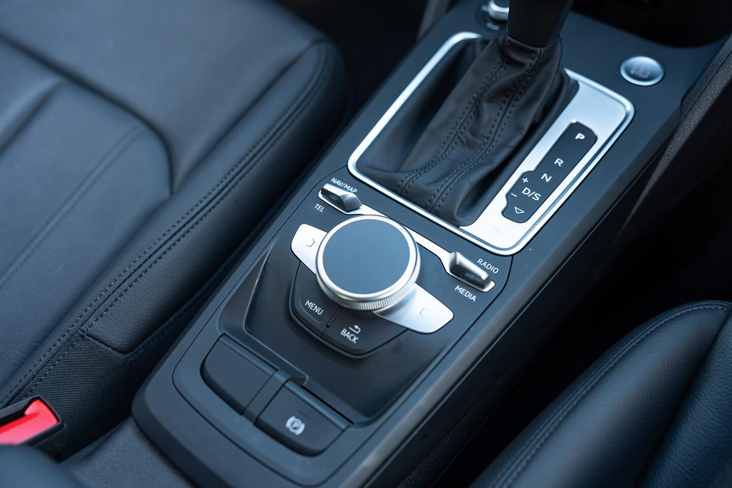 Image about Audi Q2 35 TFSI S tronic