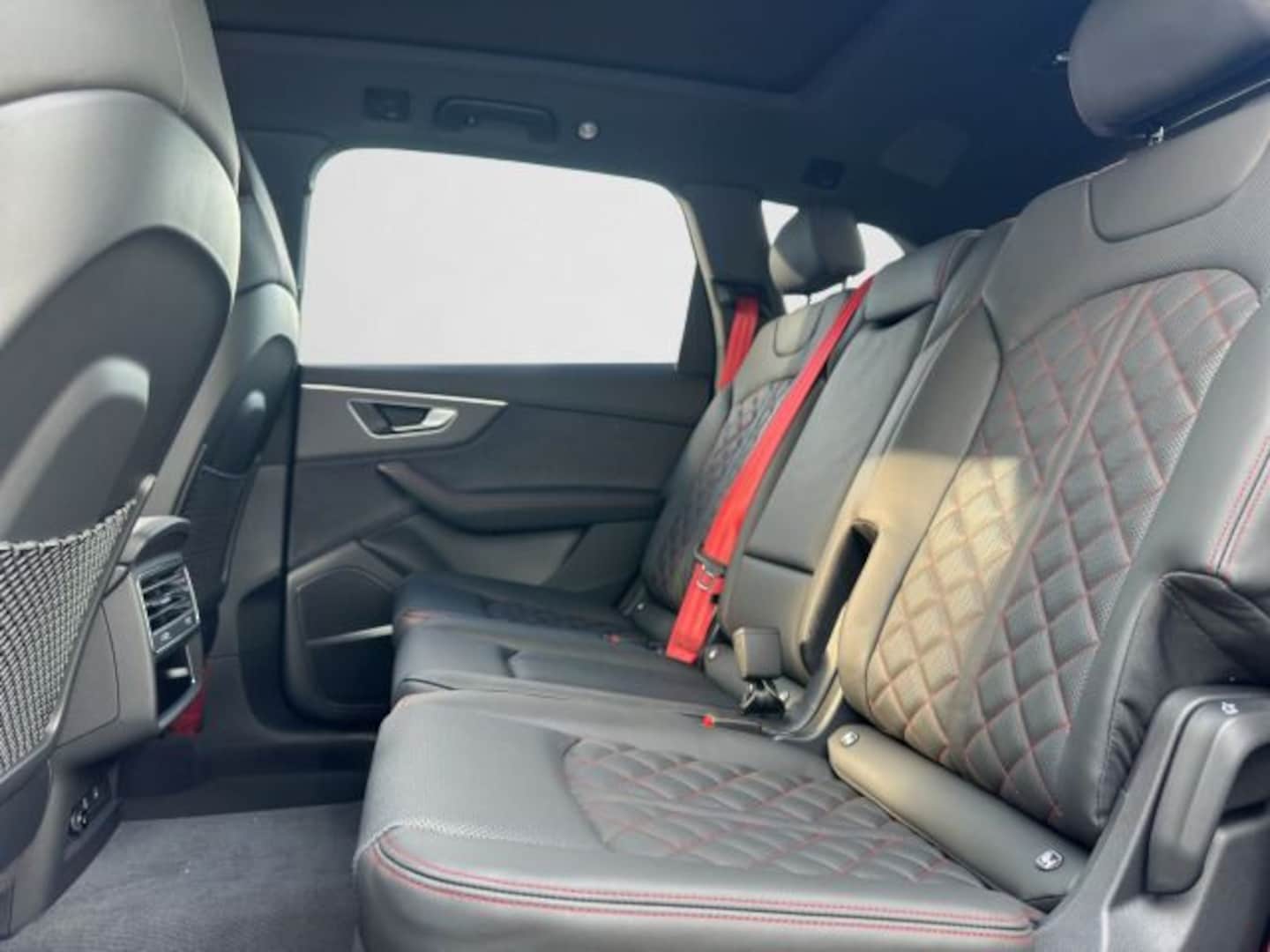 Bild über Audi Q7 SUV S line business TDI quattro 210 kW tiptronic - für weitere Informationen kontaktieren Sie den Audi Partner