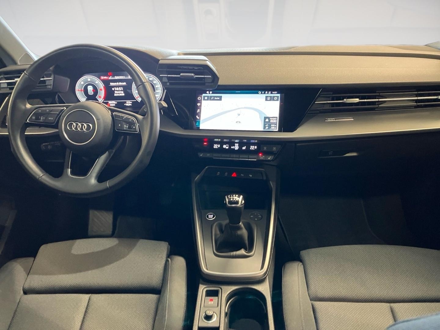 Bild über Audi A3 Sportback advanced 30 TDI Schaltgetriebe - für weitere Informationen kontaktieren Sie den Audi Partner